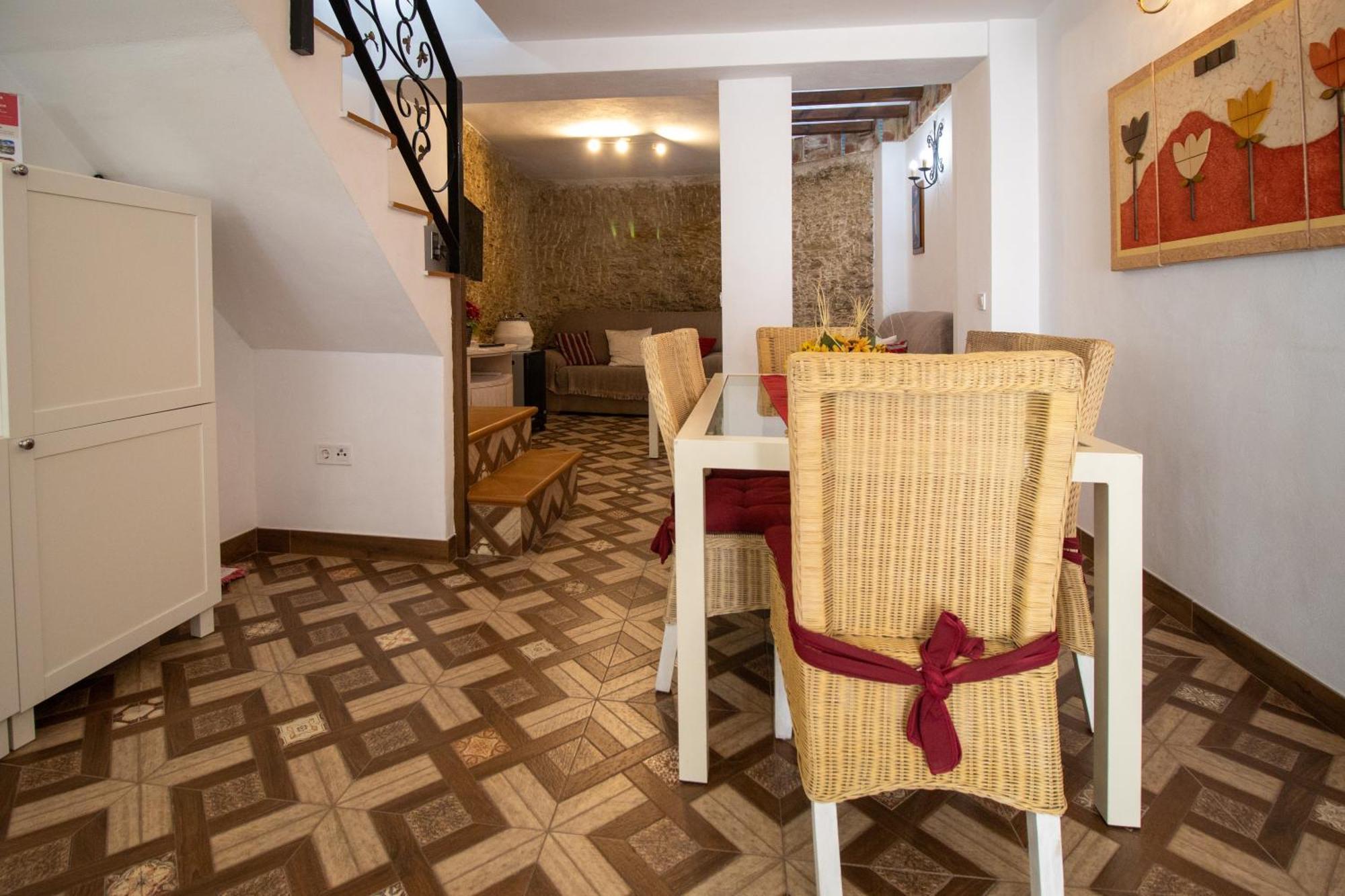 Casa Aveda Βίλα Setenil De Las Bodegas Εξωτερικό φωτογραφία